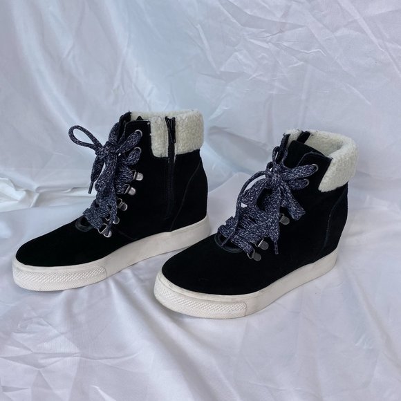 Steve Madden Sherpa lined sneakers - Picture 2 of 6